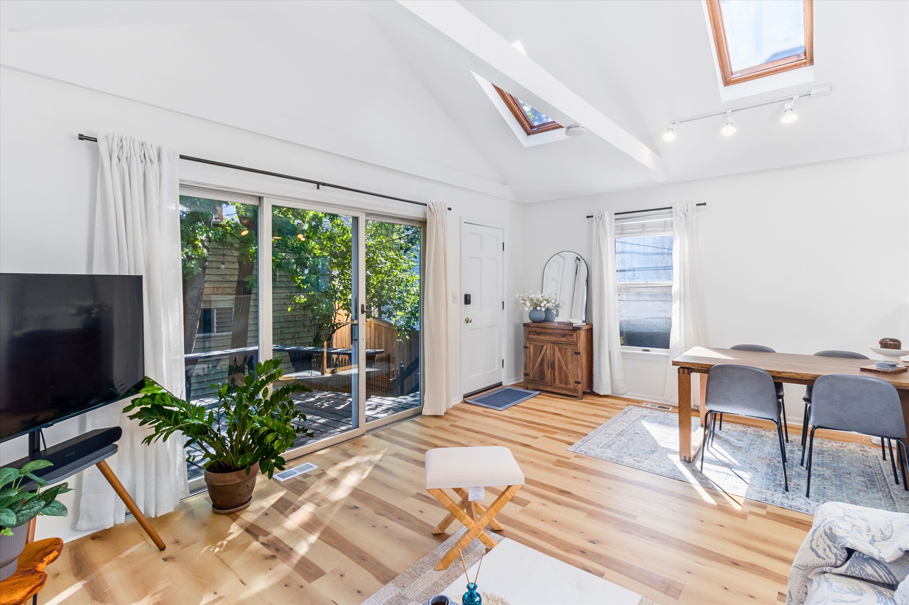 Skylights and vaulted ceilings